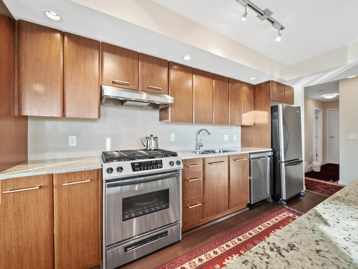 Photo 17 at 805 - 683 W Victoria Park, Lower Lonsdale, North Vancouver