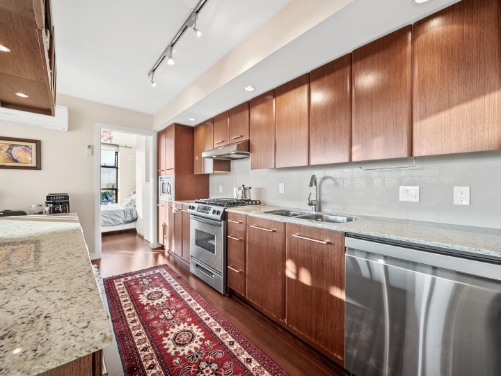 Photo 15 at 805 - 683 W Victoria Park, Lower Lonsdale, North Vancouver