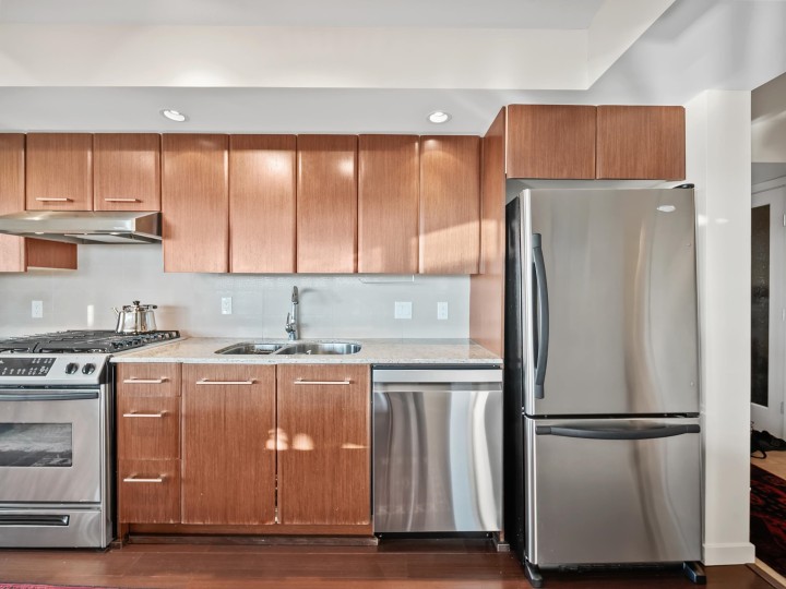 Photo 19 at 805 - 683 W Victoria Park, Lower Lonsdale, North Vancouver