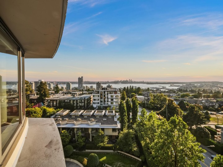 Photo 4 at 805 - 683 W Victoria Park, Lower Lonsdale, North Vancouver