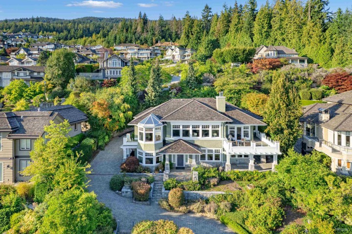 Photo 10 at 2263 Lythe Court, Whitby Estates, West Vancouver