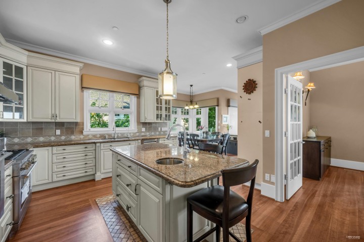 Photo 25 at 2263 Lythe Court, Whitby Estates, West Vancouver