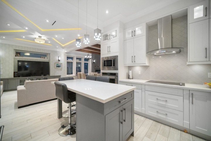 Photo 12 at 459 E 55th Avenue, South Vancouver, Vancouver East