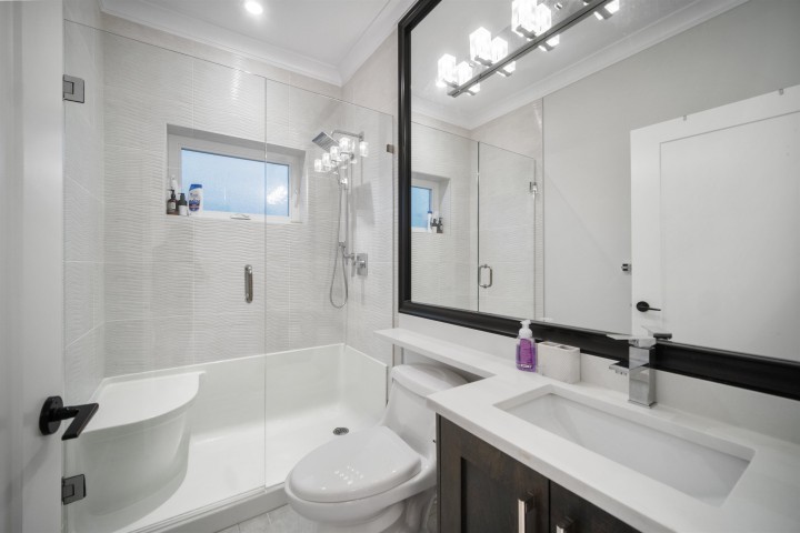 Photo 24 at 459 E 55th Avenue, South Vancouver, Vancouver East