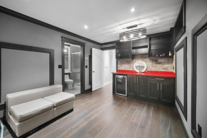 Photo 29 at 459 E 55th Avenue, South Vancouver, Vancouver East