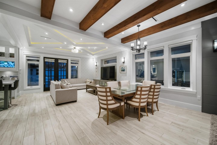 Photo 8 at 459 E 55th Avenue, South Vancouver, Vancouver East