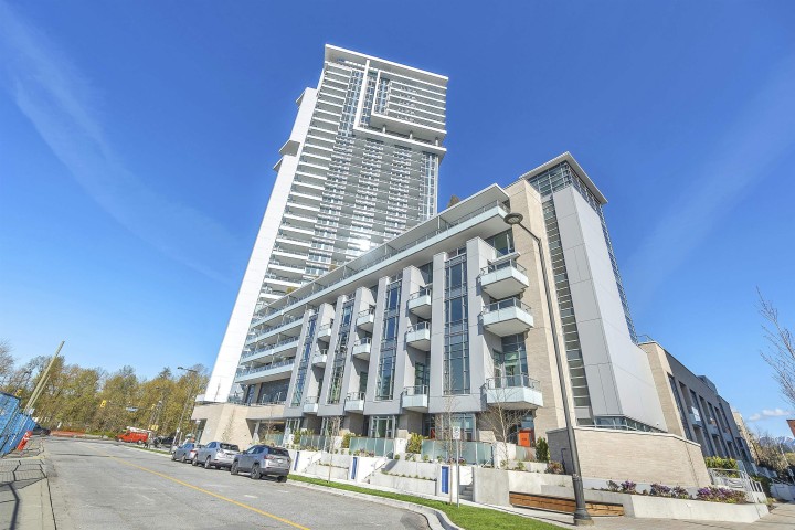 Photo 3 at 614 - 1500 Fern Street, Lynnmour, North Vancouver