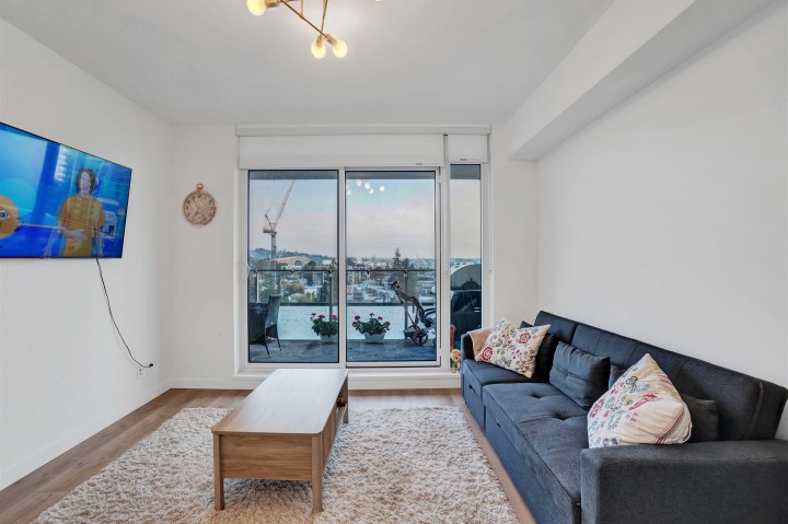 Photo 4 at 614 - 1500 Fern Street, Lynnmour, North Vancouver