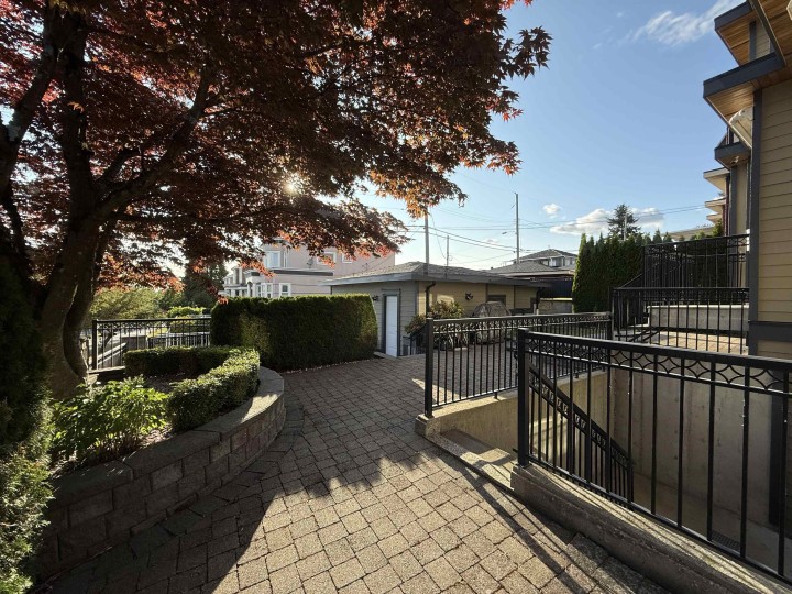 Photo 8 at 7689 Jasper Crescent, Fraserview VE, Vancouver East