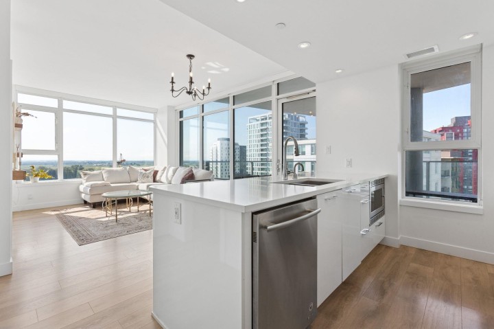 Photo 7 at 2107 - 8538 River District Crossing, South Marine, Vancouver East