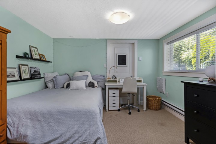 Photo 26 at 3420 Rockview Place, Westmount WV, West Vancouver