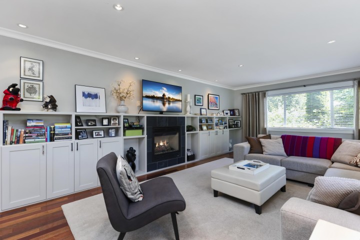 Photo 5 at 3420 Rockview Place, Westmount WV, West Vancouver