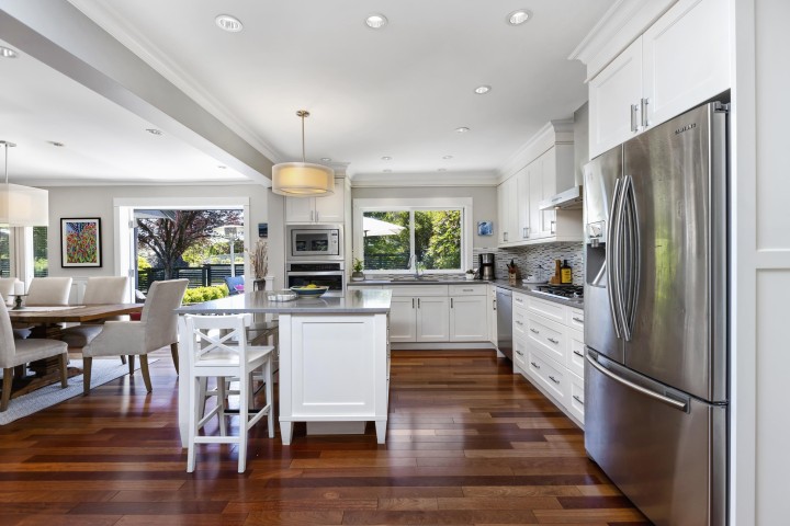 Photo 10 at 3420 Rockview Place, Westmount WV, West Vancouver