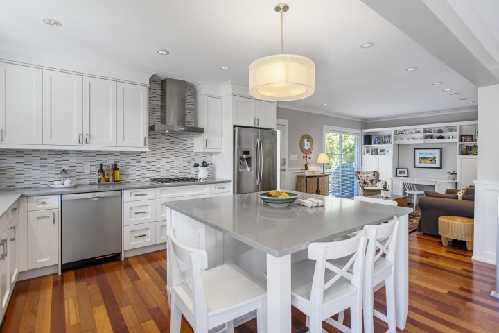 Photo 11 at 3420 Rockview Place, Westmount WV, West Vancouver