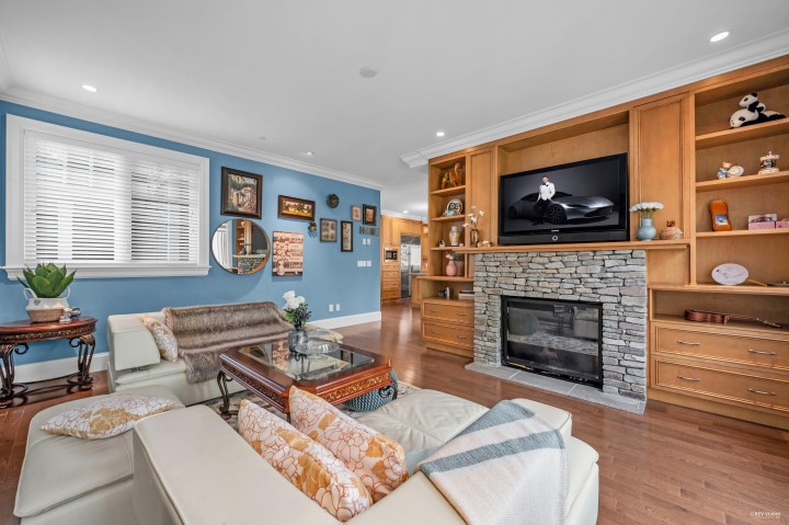 Photo 16 at 1287 Gordon Avenue, Ambleside, West Vancouver