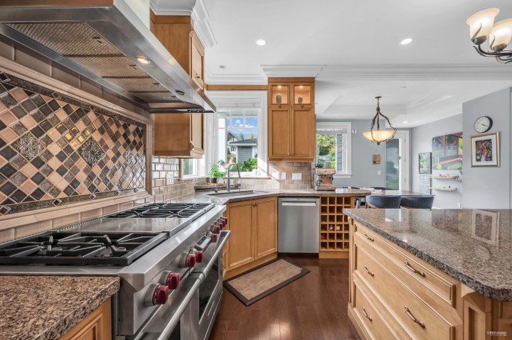 Photo 10 at 1287 Gordon Avenue, Ambleside, West Vancouver