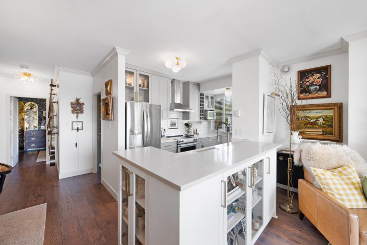 Photo 6 at 411 - 2020 E Kent Avenue South, South Marine, Vancouver East