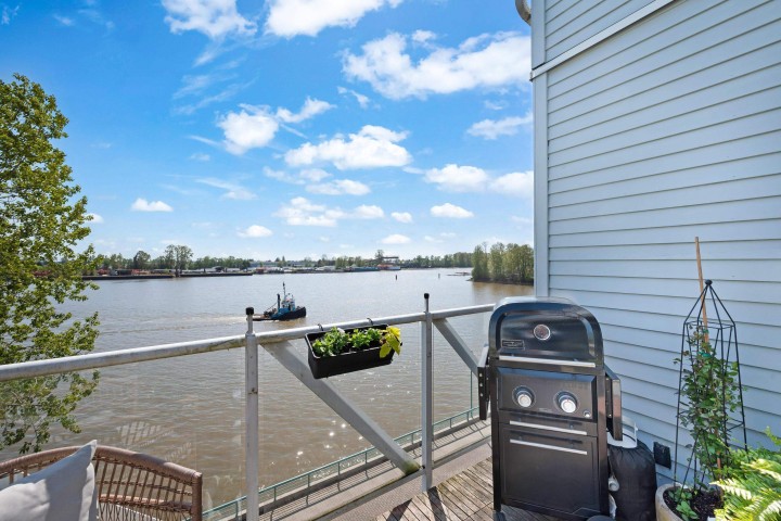 Photo 10 at 411 - 2020 E Kent Avenue South, South Marine, Vancouver East