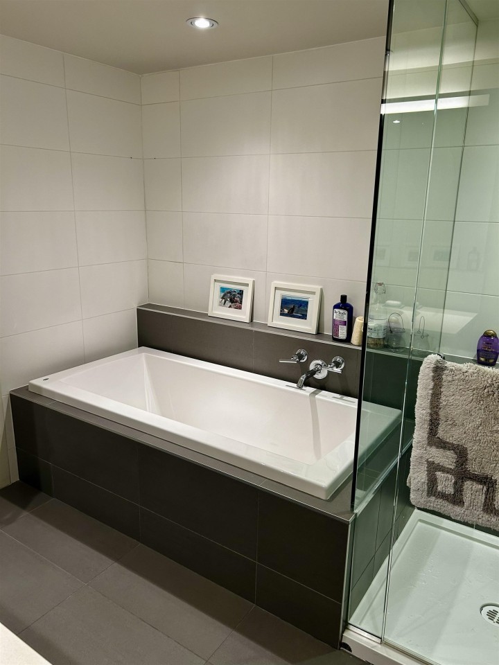 Photo 16 at 306 - 1673 Lloyd Avenue, Pemberton NV, North Vancouver