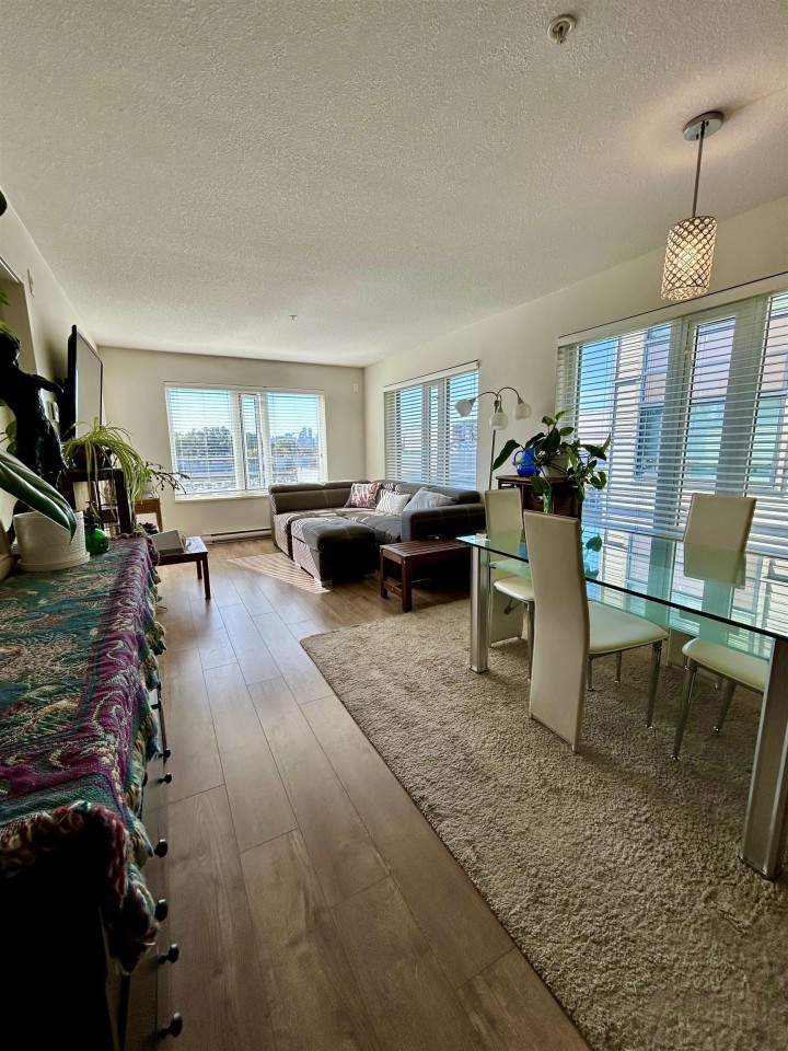 Photo 1 at 306 - 1673 Lloyd Avenue, Pemberton NV, North Vancouver