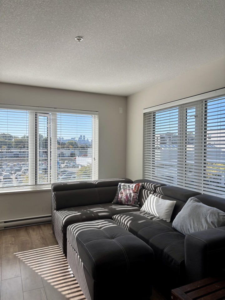 Photo 4 at 306 - 1673 Lloyd Avenue, Pemberton NV, North Vancouver