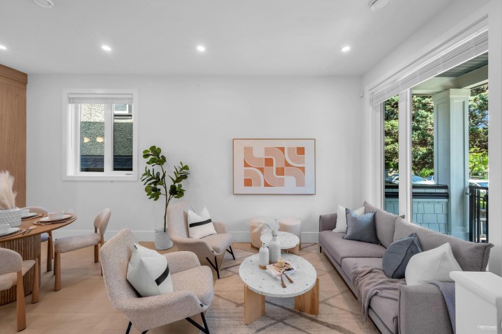 Photo 4 at 3415 Seaforth Drive, Renfrew Heights, Vancouver East