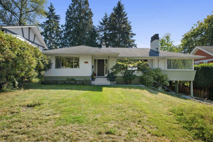 Photo 1 at 869 Clements Avenue, Canyon Heights NV, North Vancouver