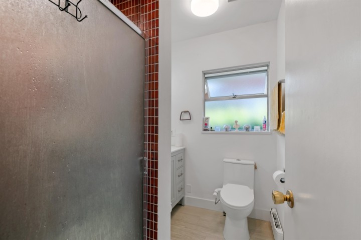 Photo 18 at 869 Clements Avenue, Canyon Heights NV, North Vancouver