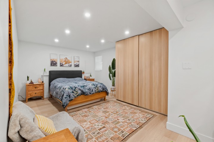 Photo 11 at 869 Clements Avenue, Canyon Heights NV, North Vancouver