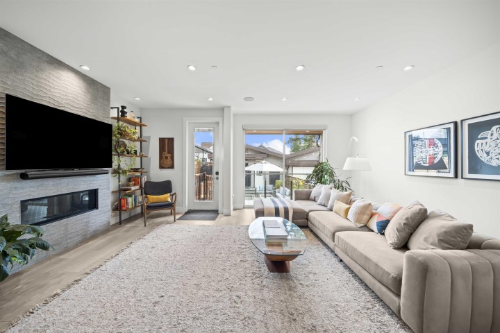 Photo 7 at 413 W Keith Road, Lower Lonsdale, North Vancouver