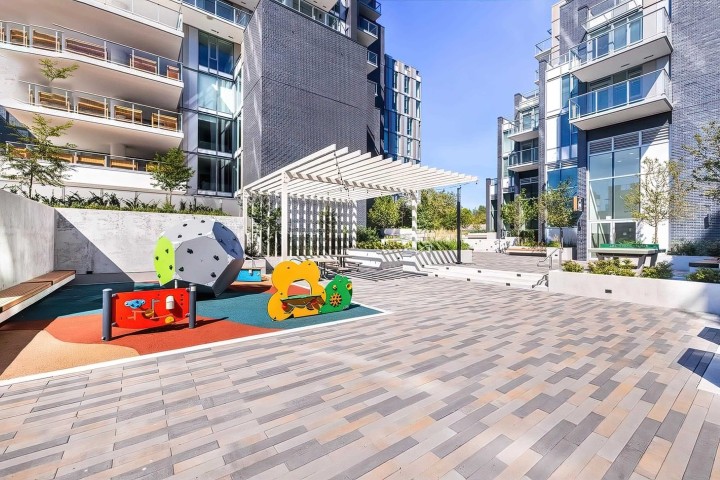 Photo 12 at 708 - 7418 Paulson Street, South Cambie, Vancouver West