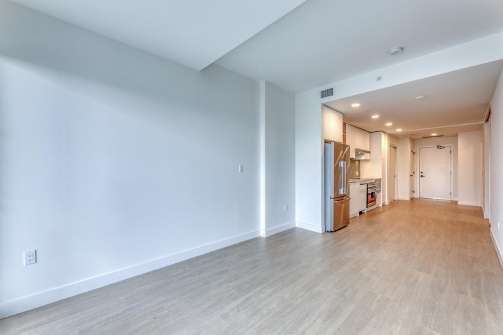 Photo 2 at 557 - 422 E 3rd Street, Lower Lonsdale, North Vancouver