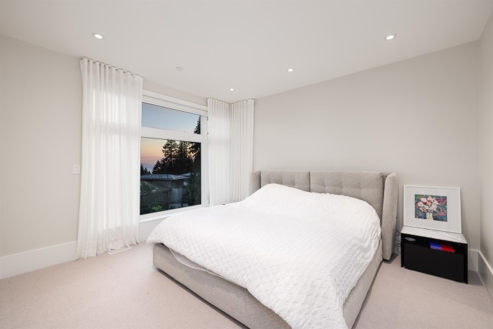 Photo 7 at 2993 Burfield Place, Cypress Park Estates, West Vancouver