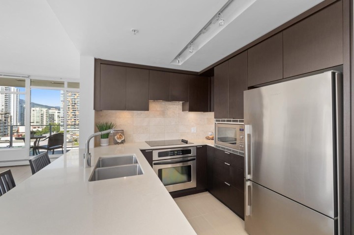 Photo 9 at 1302 - 158 W 13th Street, Central Lonsdale, North Vancouver