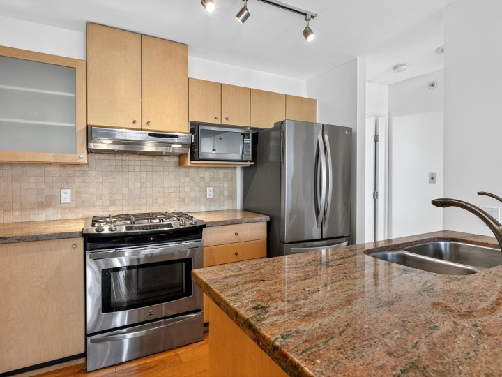 Photo 9 at 907 - 124 W 1st Street, Lower Lonsdale, North Vancouver