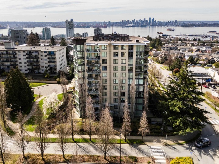 Photo 4 at PH8 - 683 W Victoria Park, Lower Lonsdale, North Vancouver