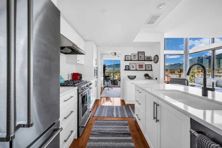 Photo 8 at PH8 - 683 W Victoria Park, Lower Lonsdale, North Vancouver