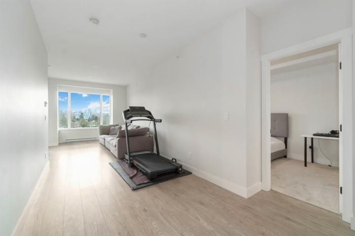 Photo 8 at 409 - 1633 Tatlow Avenue, Pemberton NV, North Vancouver