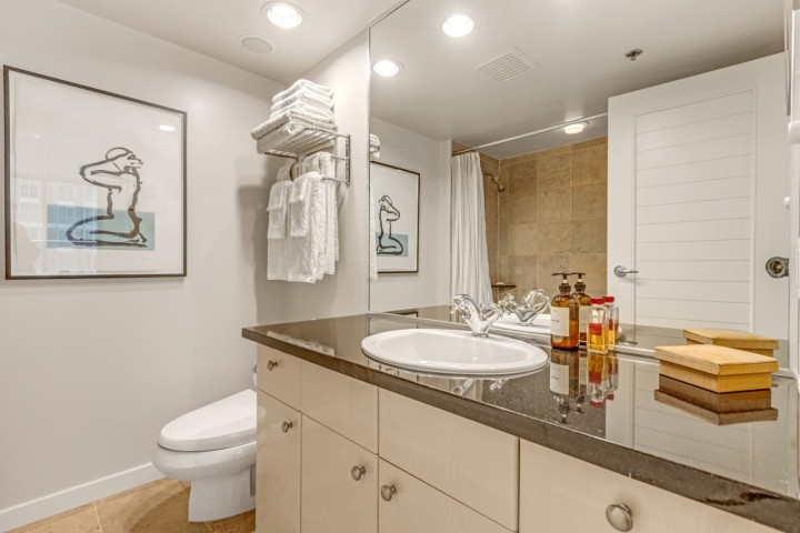 Photo 20 at 1404 - 819 Hamilton Street, Downtown VW, Vancouver West