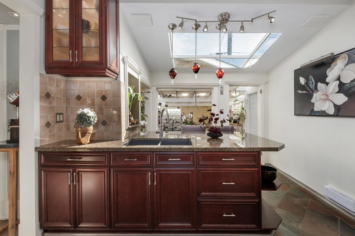 Photo 17 at 5138 Somerville Street, Fraser VE, Vancouver East