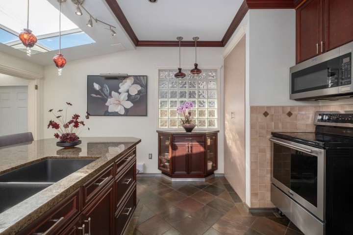 Photo 18 at 5138 Somerville Street, Fraser VE, Vancouver East