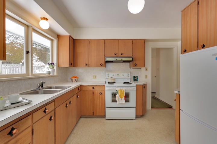 Photo 23 at 1165 Lawson Avenue, Ambleside, West Vancouver