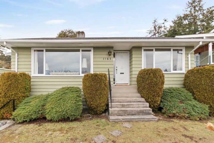 Photo 2 at 1165 Lawson Avenue, Ambleside, West Vancouver