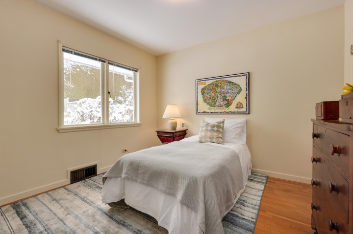 Photo 33 at 1165 Lawson Avenue, Ambleside, West Vancouver