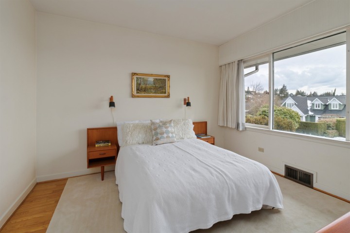 Photo 18 at 1165 Lawson Avenue, Ambleside, West Vancouver