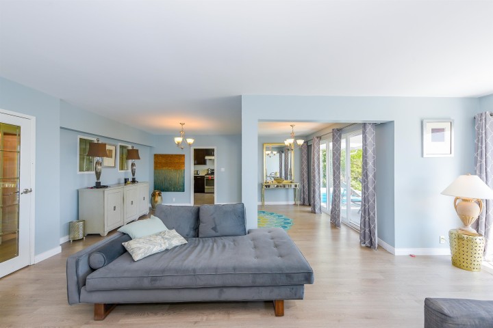 Photo 17 at 2365 Queens Avenue, Queens, West Vancouver