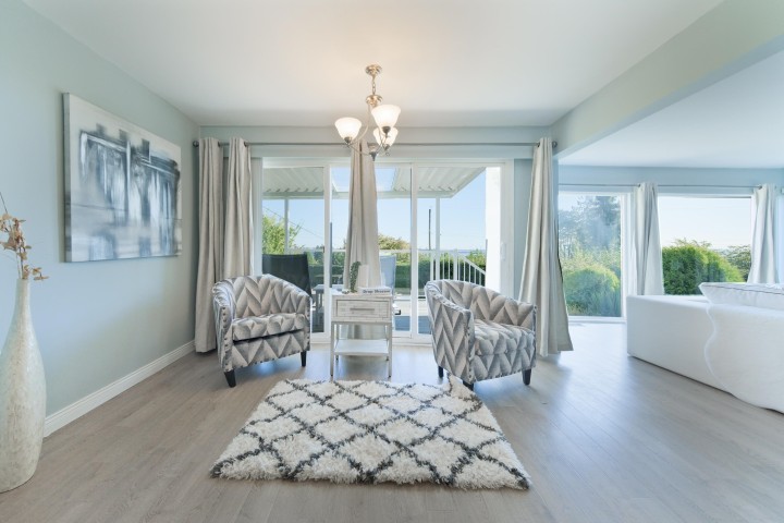 Photo 9 at 2365 Queens Avenue, Queens, West Vancouver