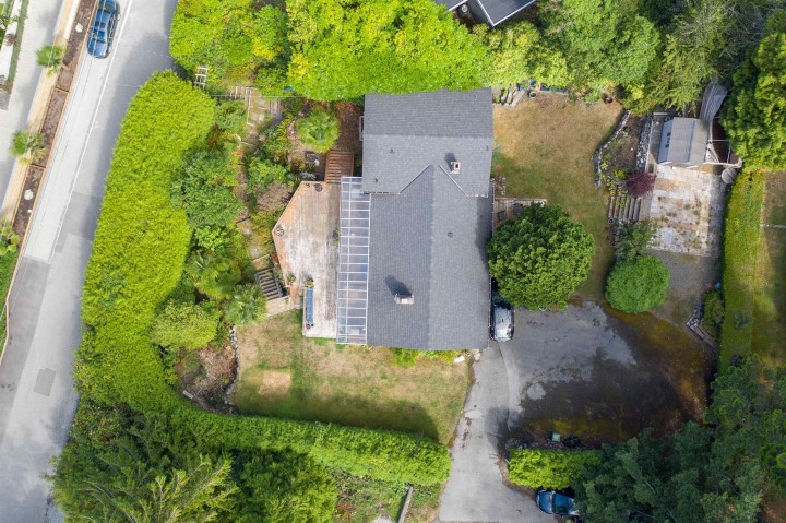 Photo 2 at 7195 Rockland Wynd, Whytecliff, West Vancouver