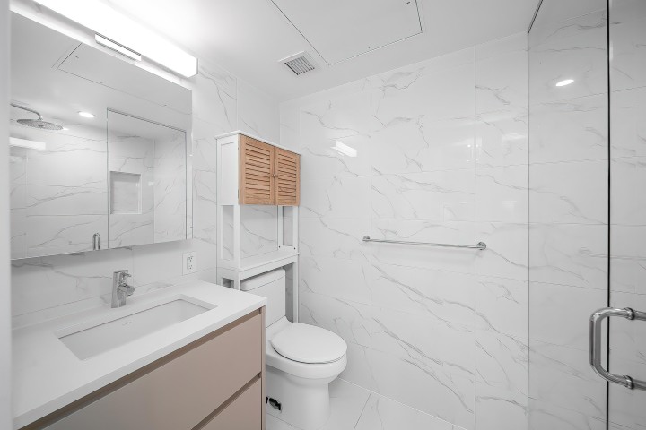 Photo 12 at 602 - 8181 Chester Street, South Vancouver, Vancouver East