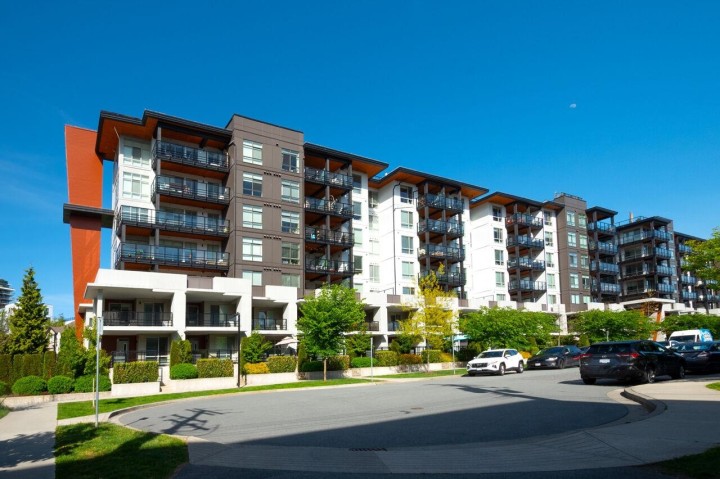 Photo 2 at TH13 - 108 E 8th Street, Central Lonsdale, North Vancouver